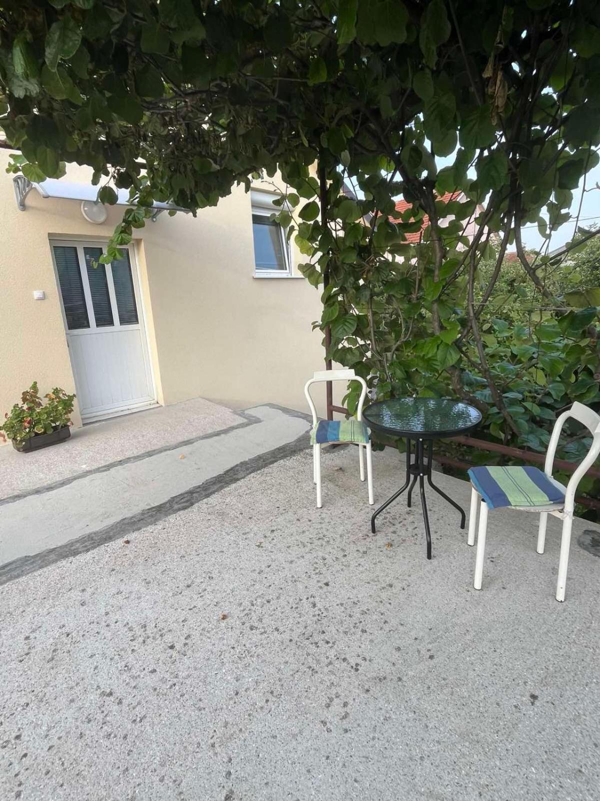 Apartman Mila I Kaja Nikšić Exteriör bild